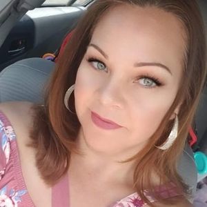 Meet your Posher, Luzmi